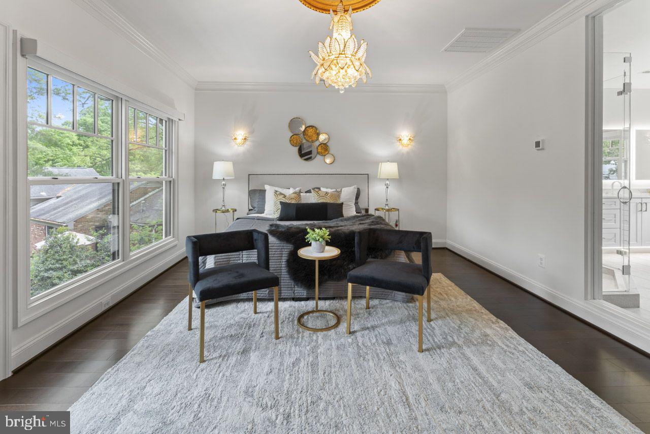 5844 BERMUDA COURT