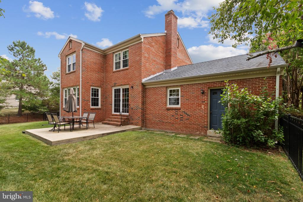 4122 FERRY LANDING ROAD