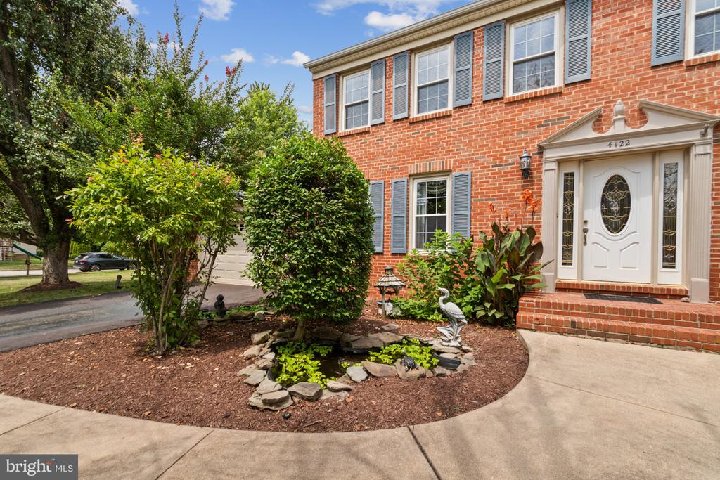 4122 FERRY LANDING ROAD