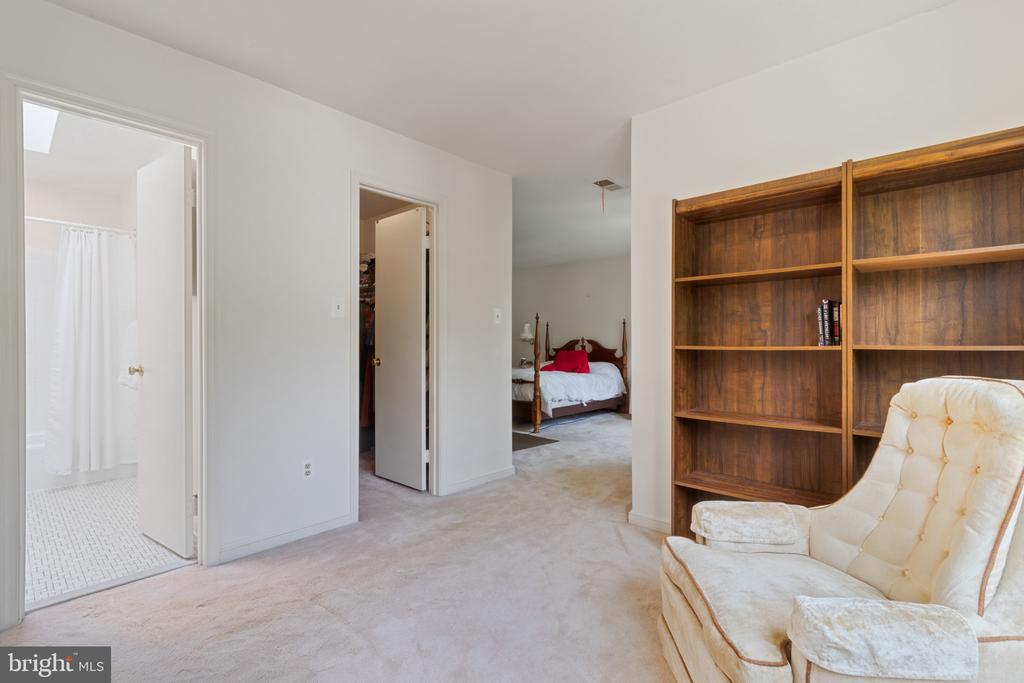 4122 FERRY LANDING ROAD