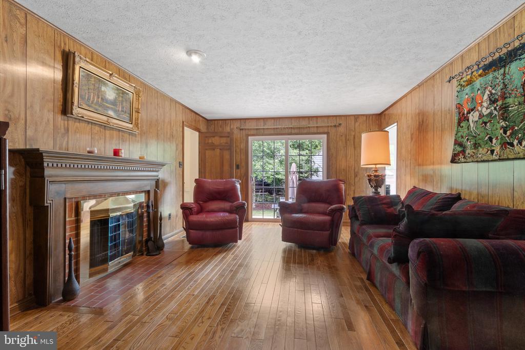 4122 FERRY LANDING ROAD