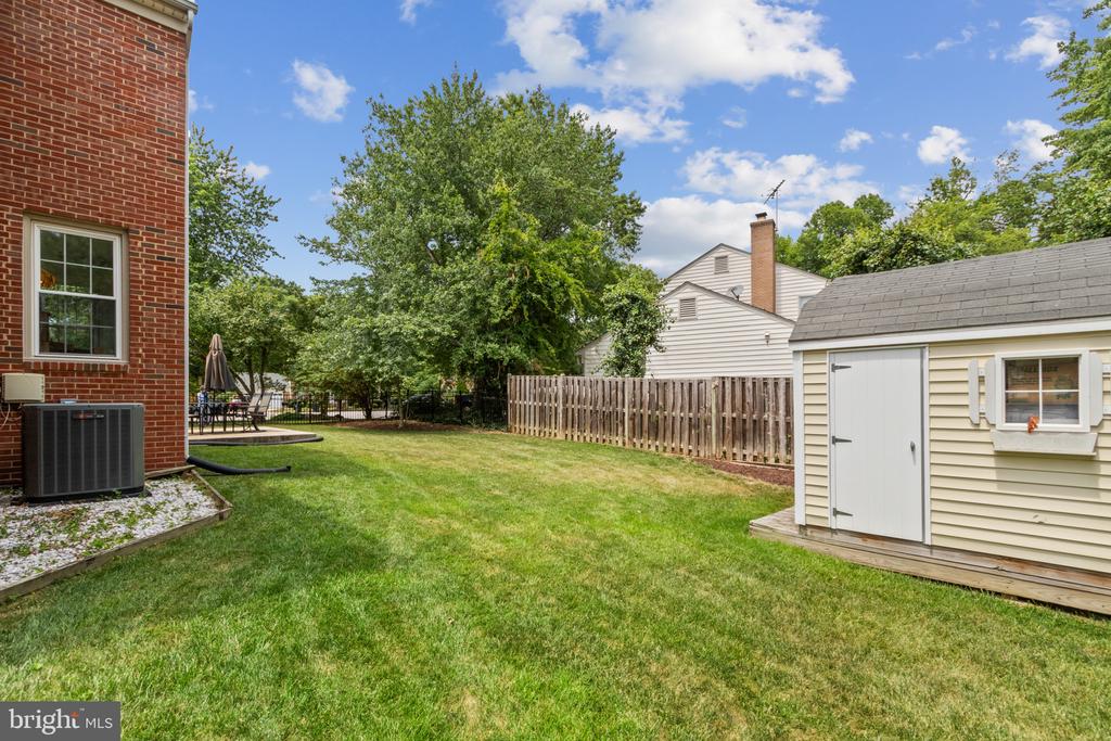 4122 FERRY LANDING ROAD