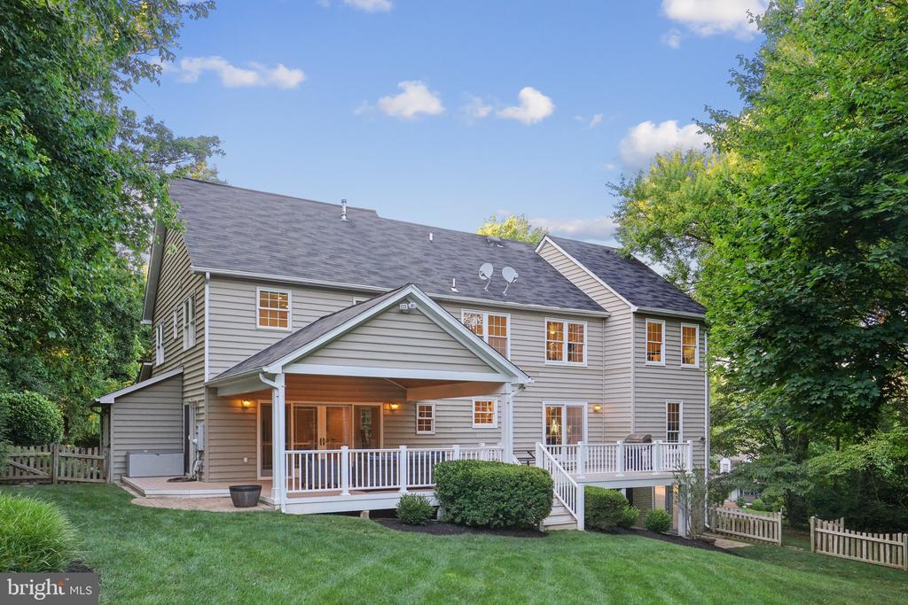 11011 BURYWOOD LANE