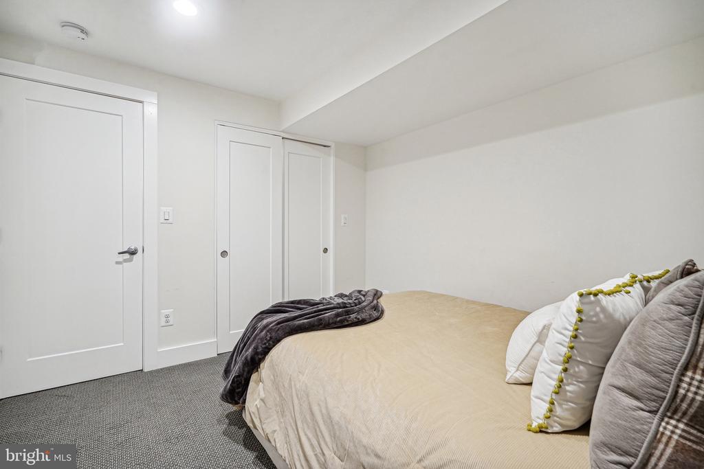 11011 BURYWOOD LANE