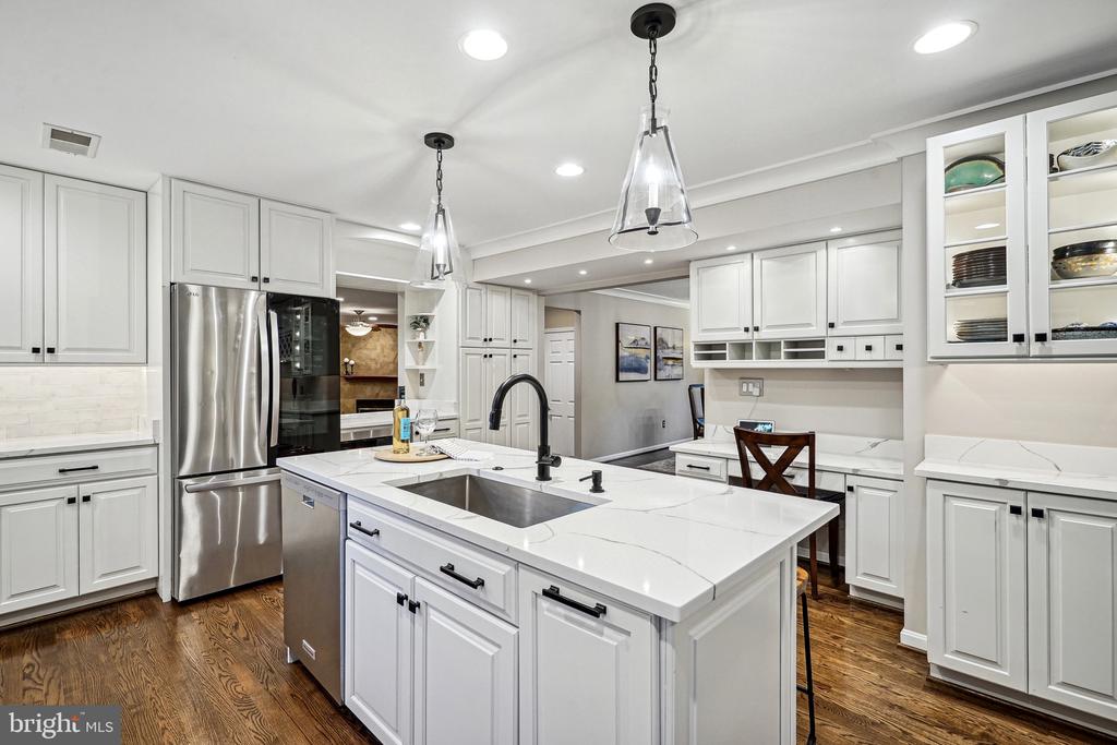 11011 BURYWOOD LANE