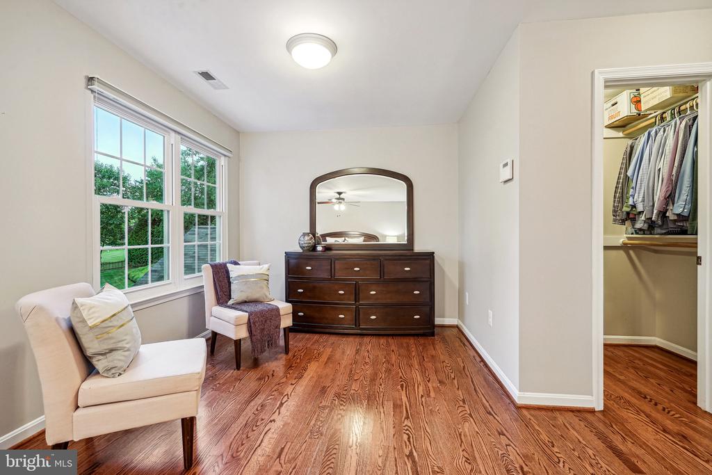 11011 BURYWOOD LANE
