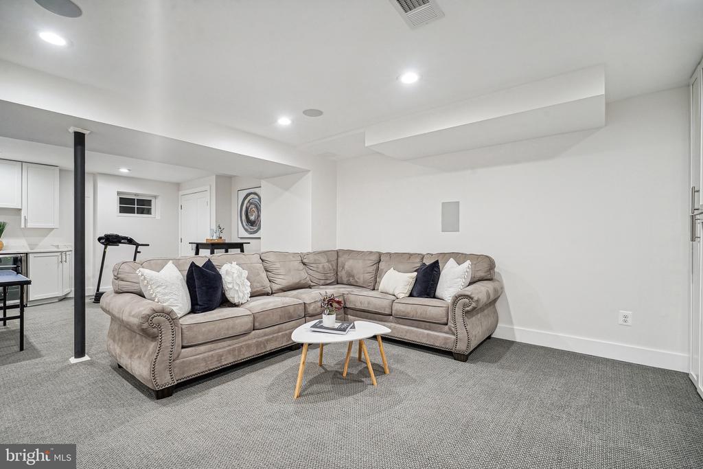 11011 BURYWOOD LANE