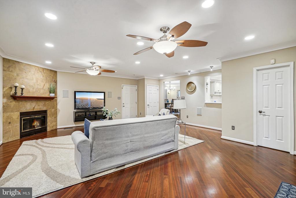 11011 BURYWOOD LANE