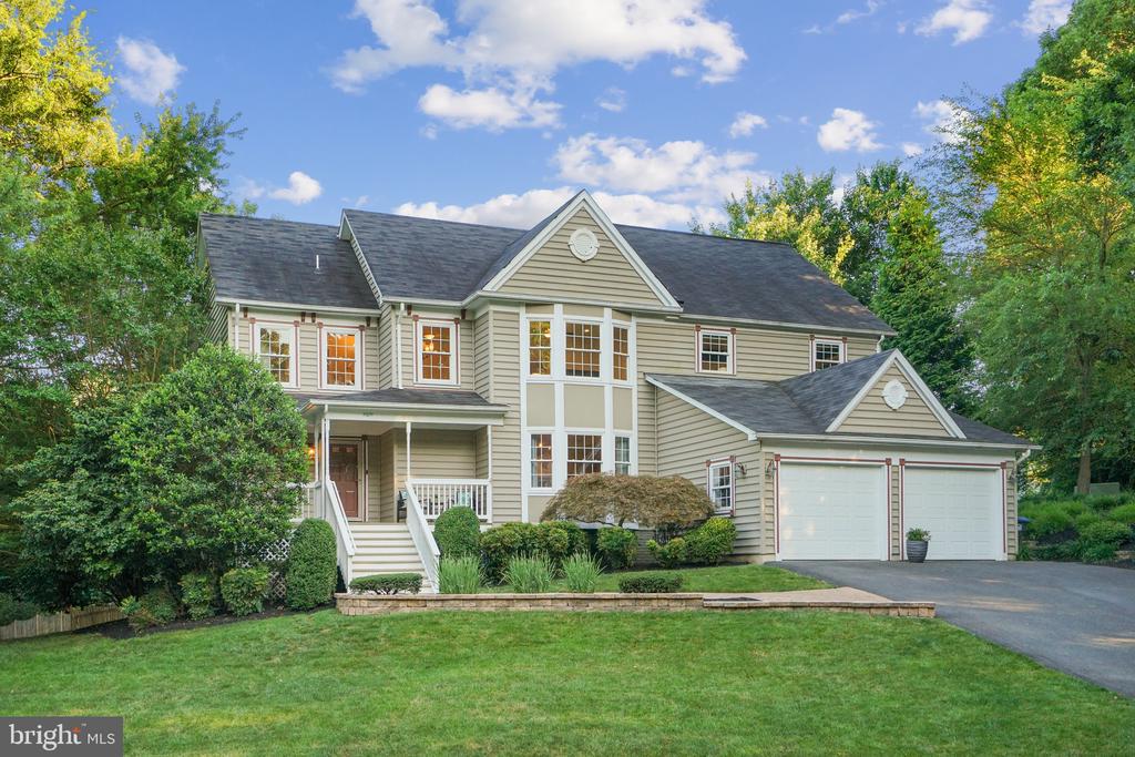 11011 BURYWOOD LANE