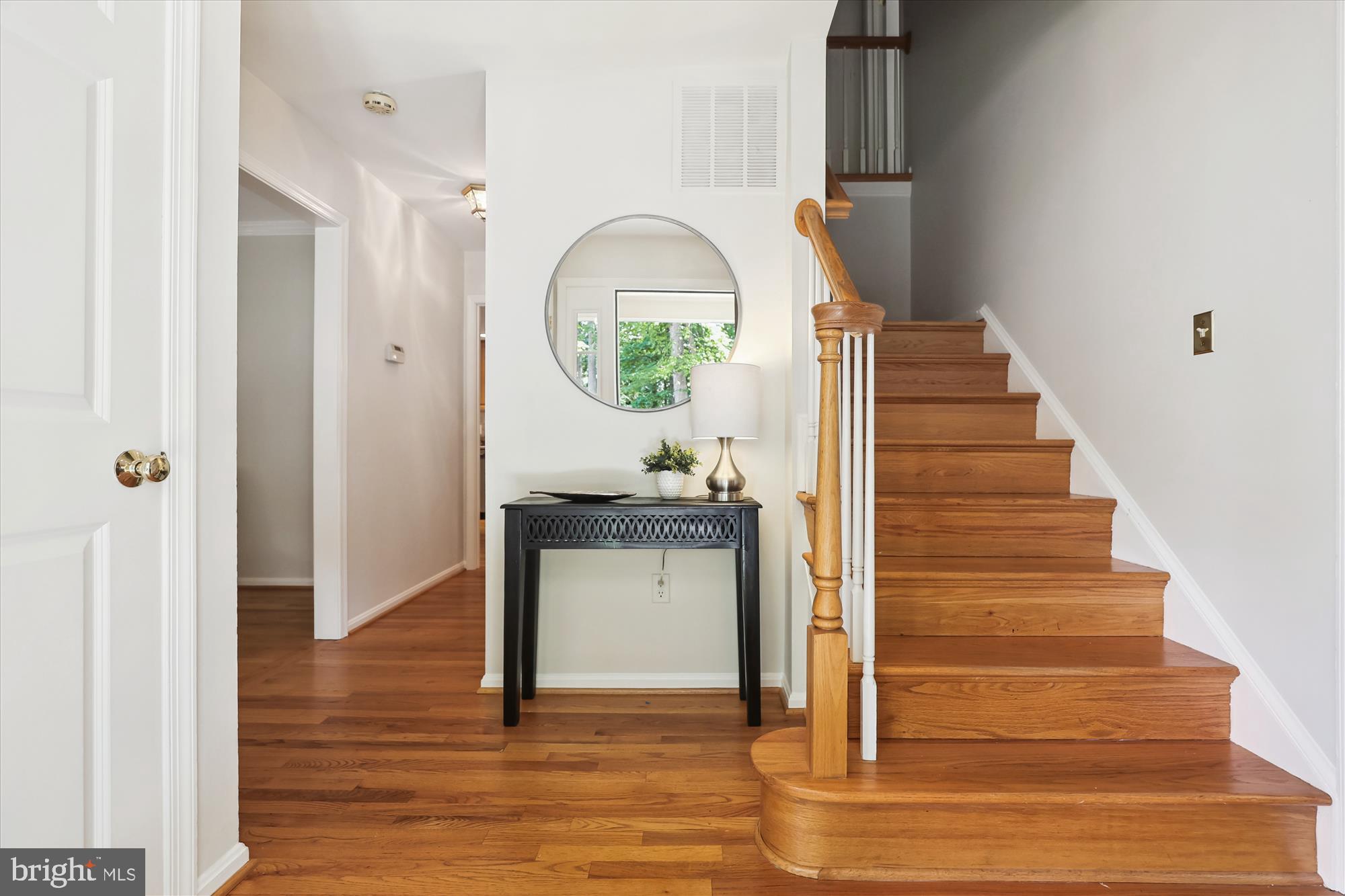 523 WOODLAND COURT NW