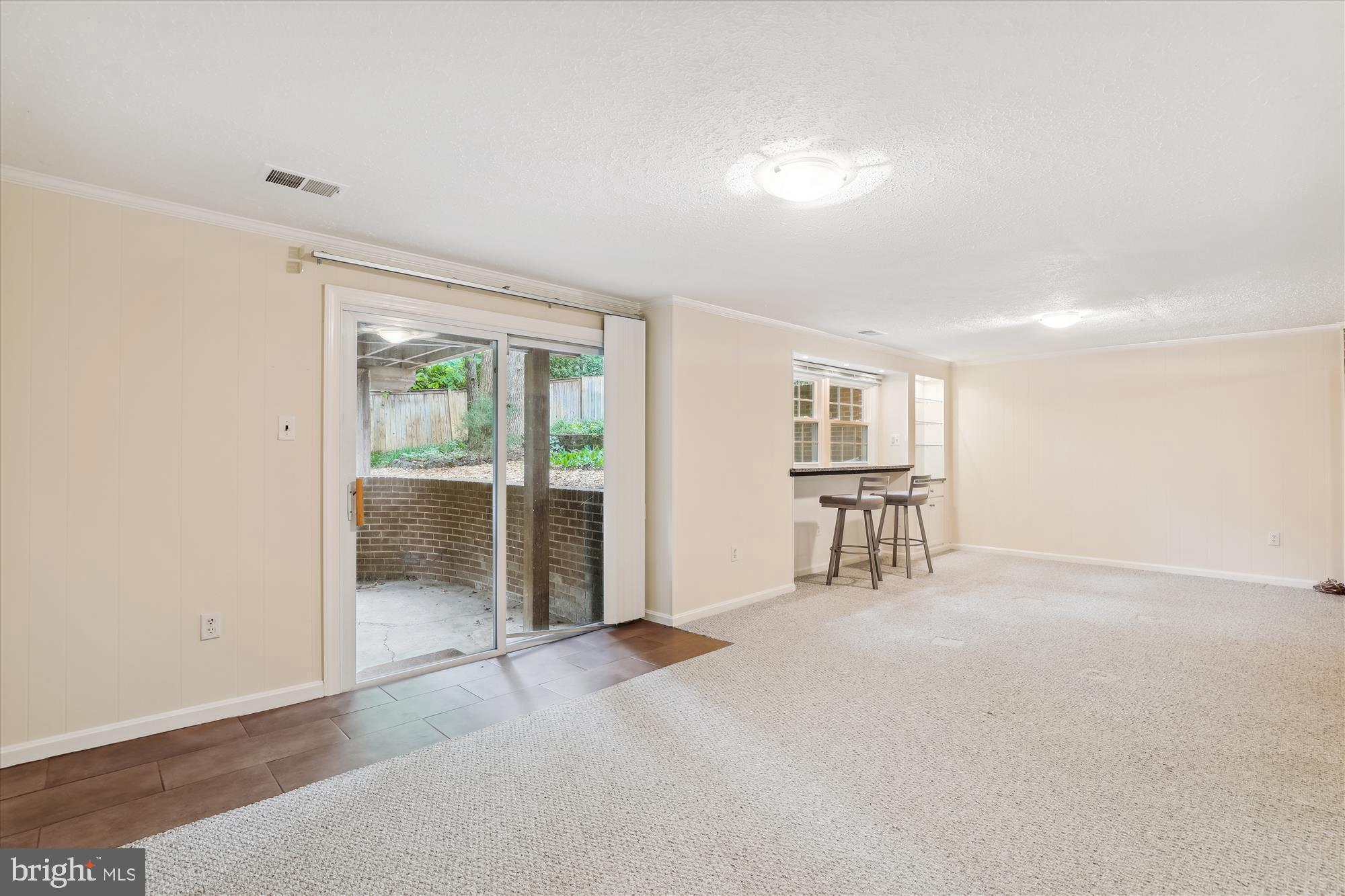 523 WOODLAND COURT NW