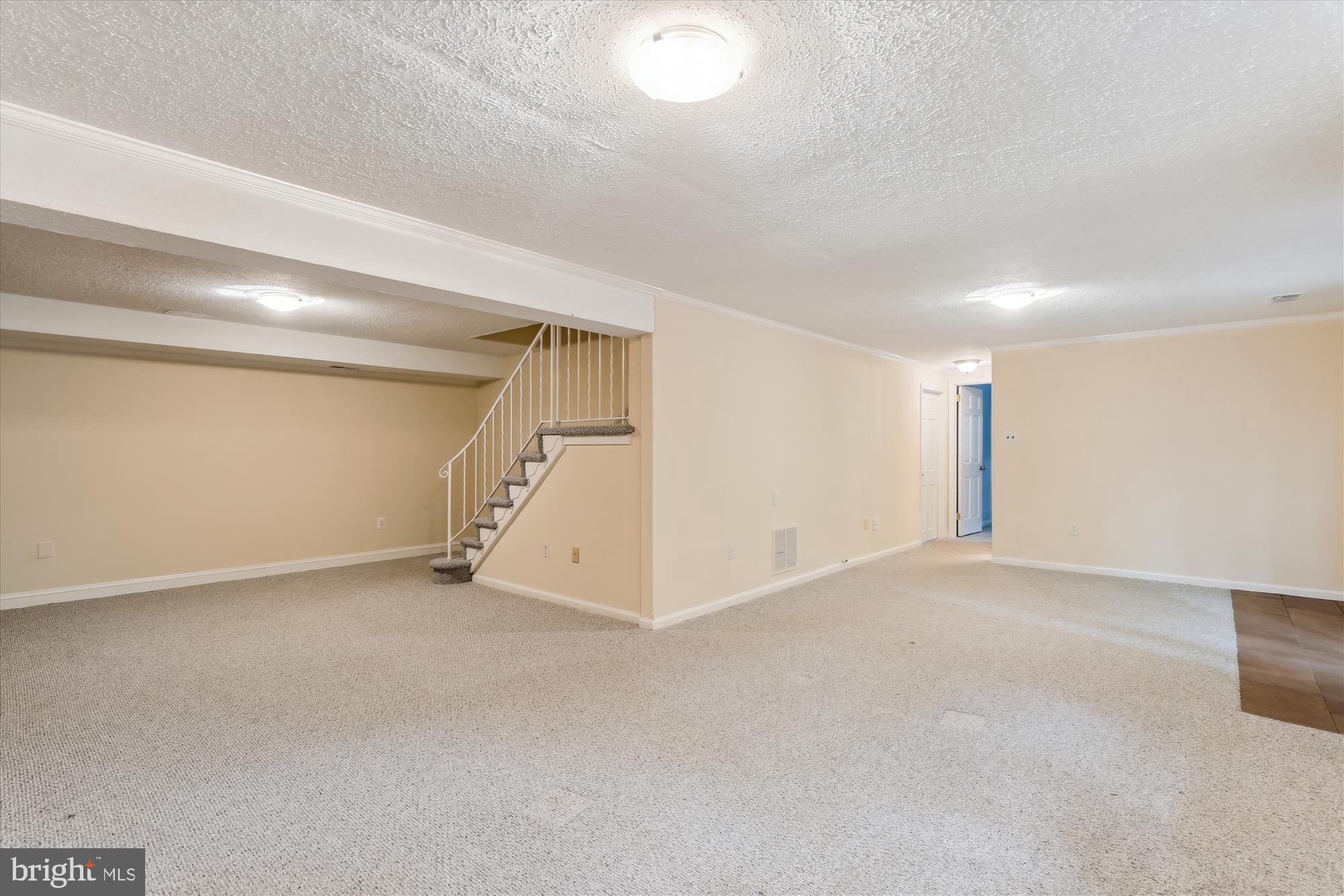 523 WOODLAND COURT NW