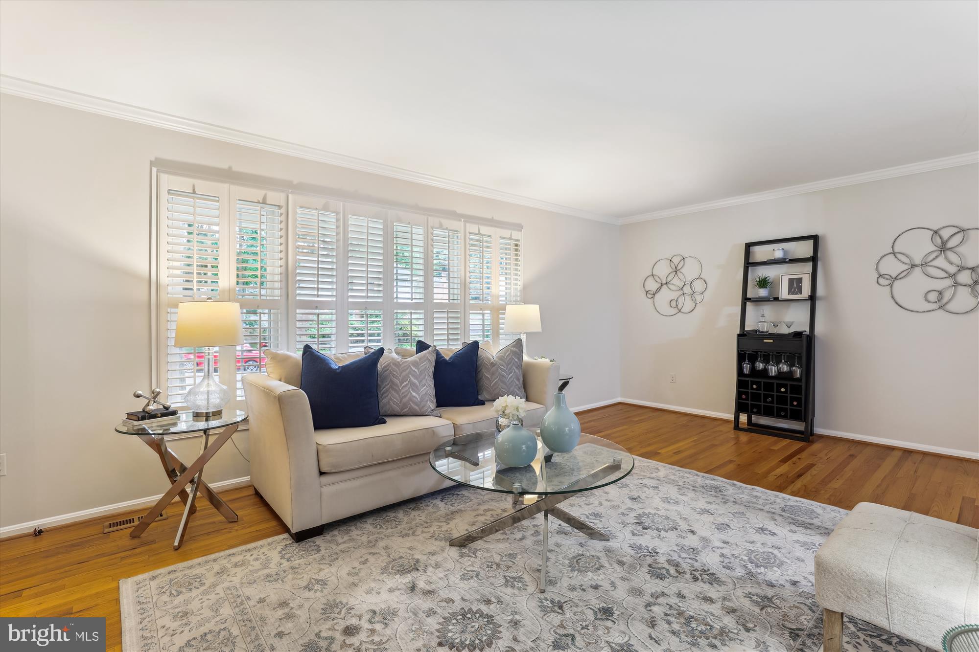 523 WOODLAND COURT NW