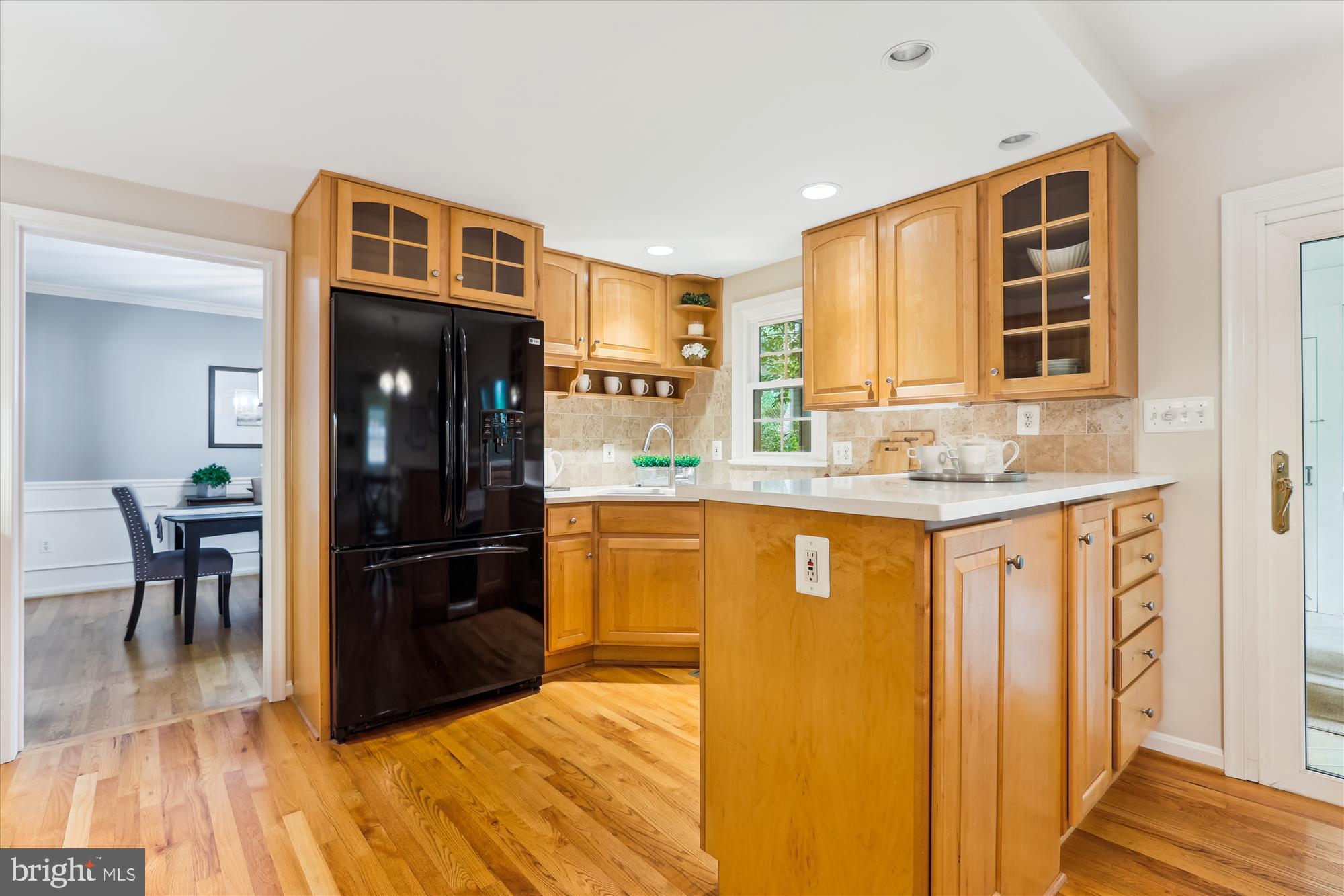 523 WOODLAND COURT NW