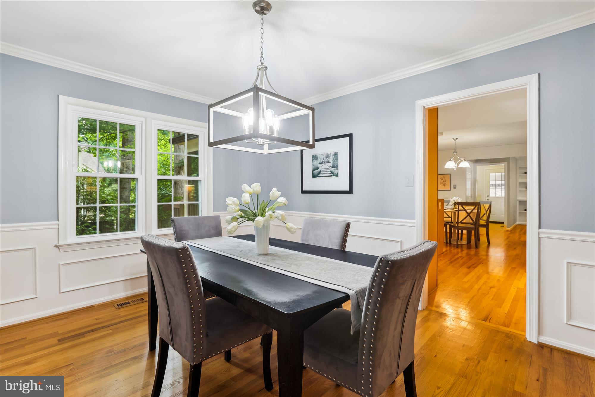 523 WOODLAND COURT NW