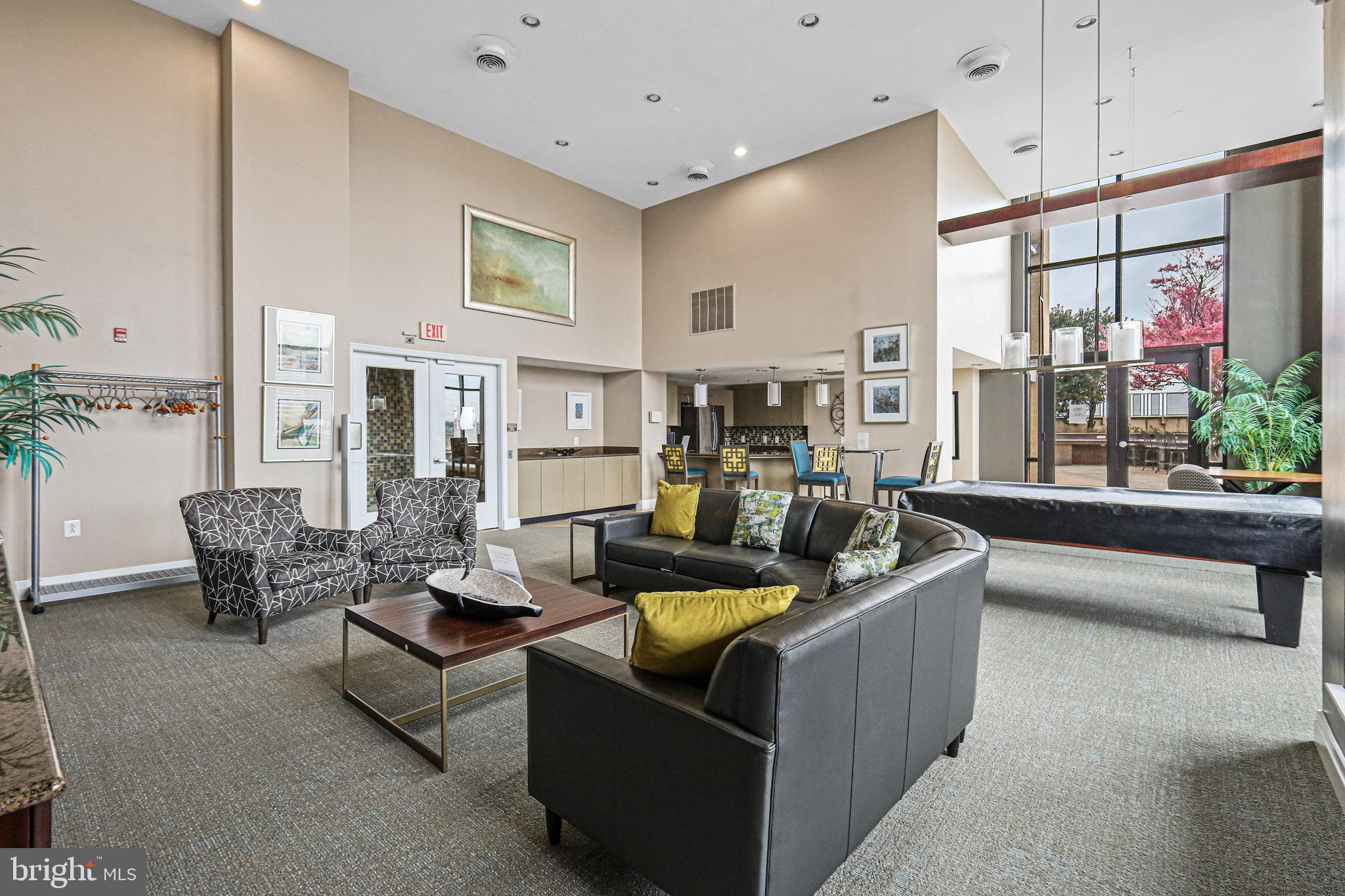 2451 MIDTOWN AVENUE 1221