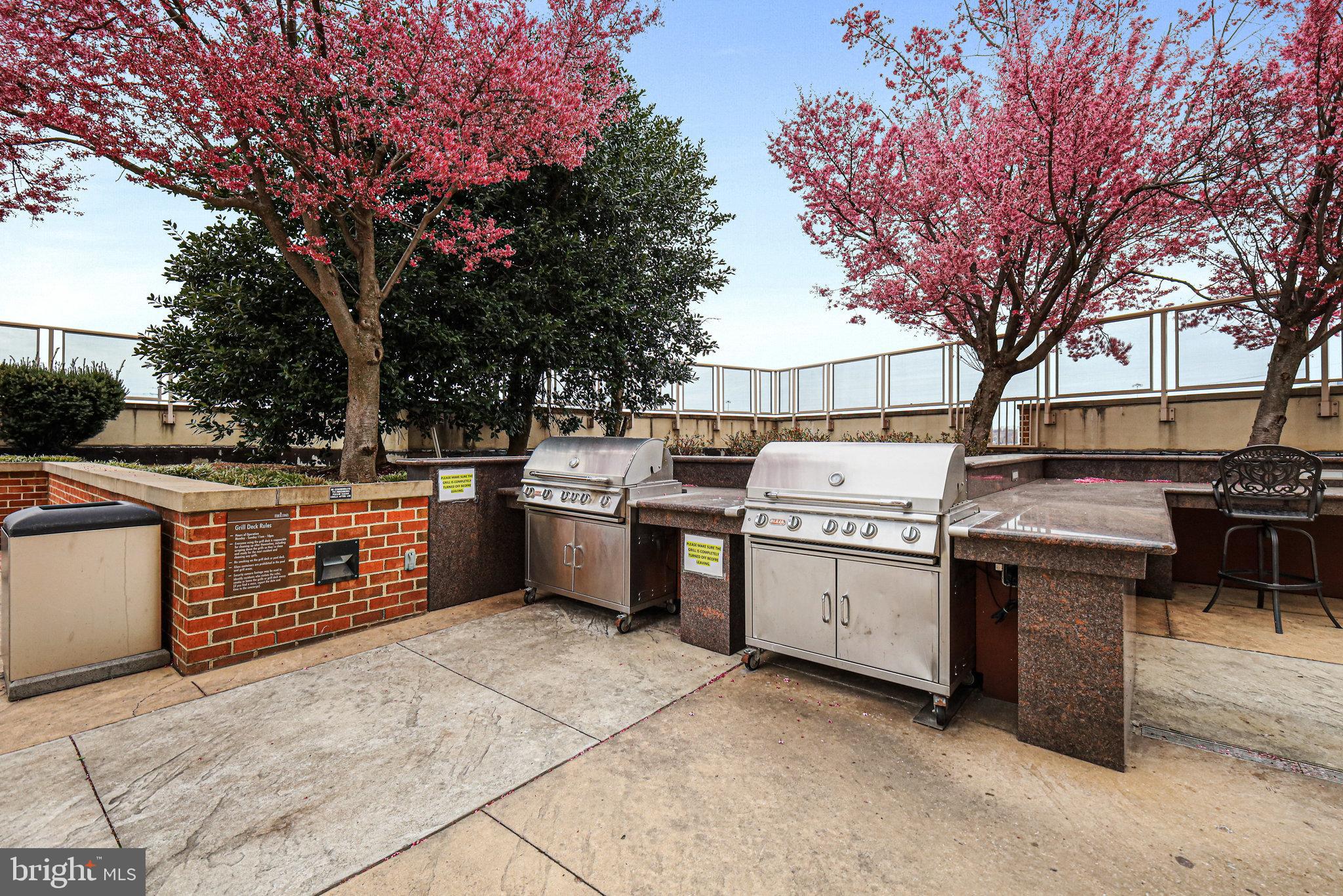 2451 MIDTOWN AVENUE 1221