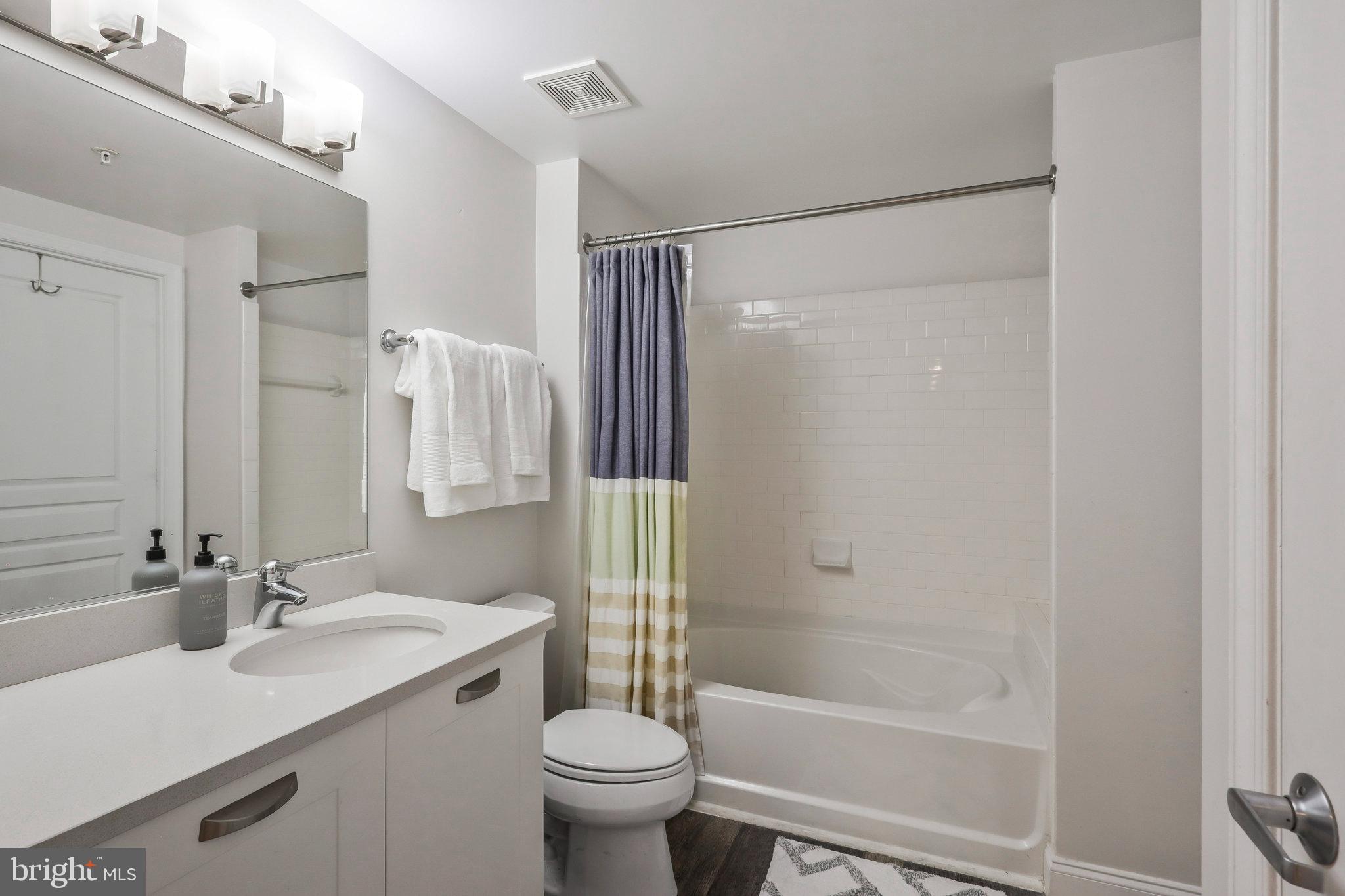 2451 MIDTOWN AVENUE 1221