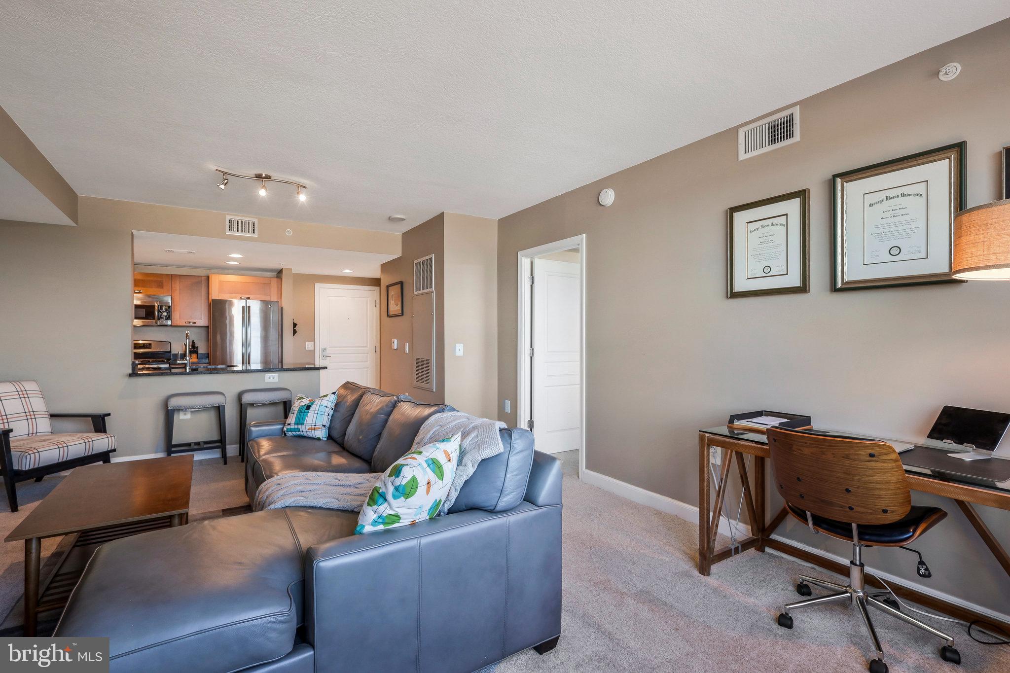 2451 MIDTOWN AVENUE 1221