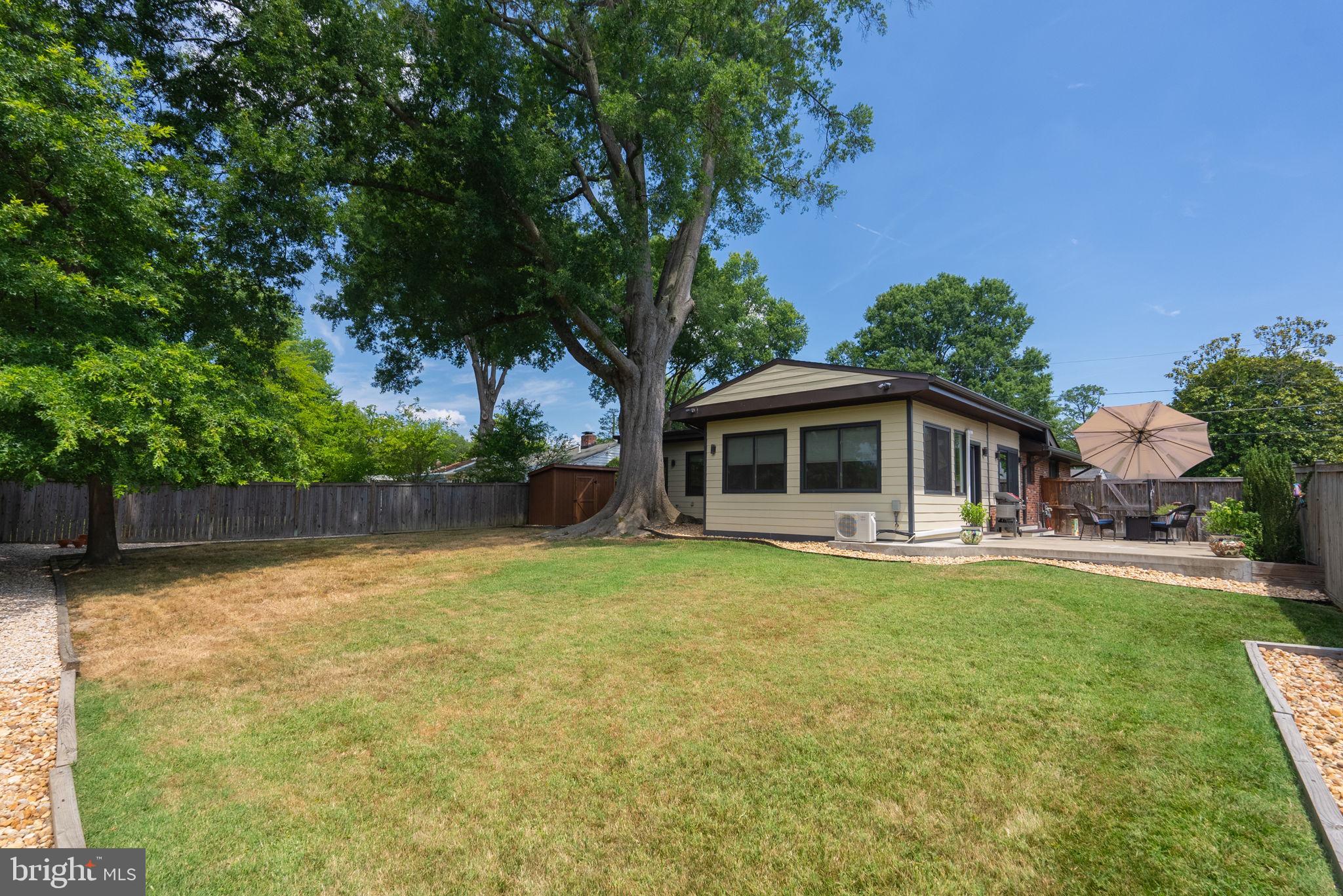 7918 WELLINGTON ROAD