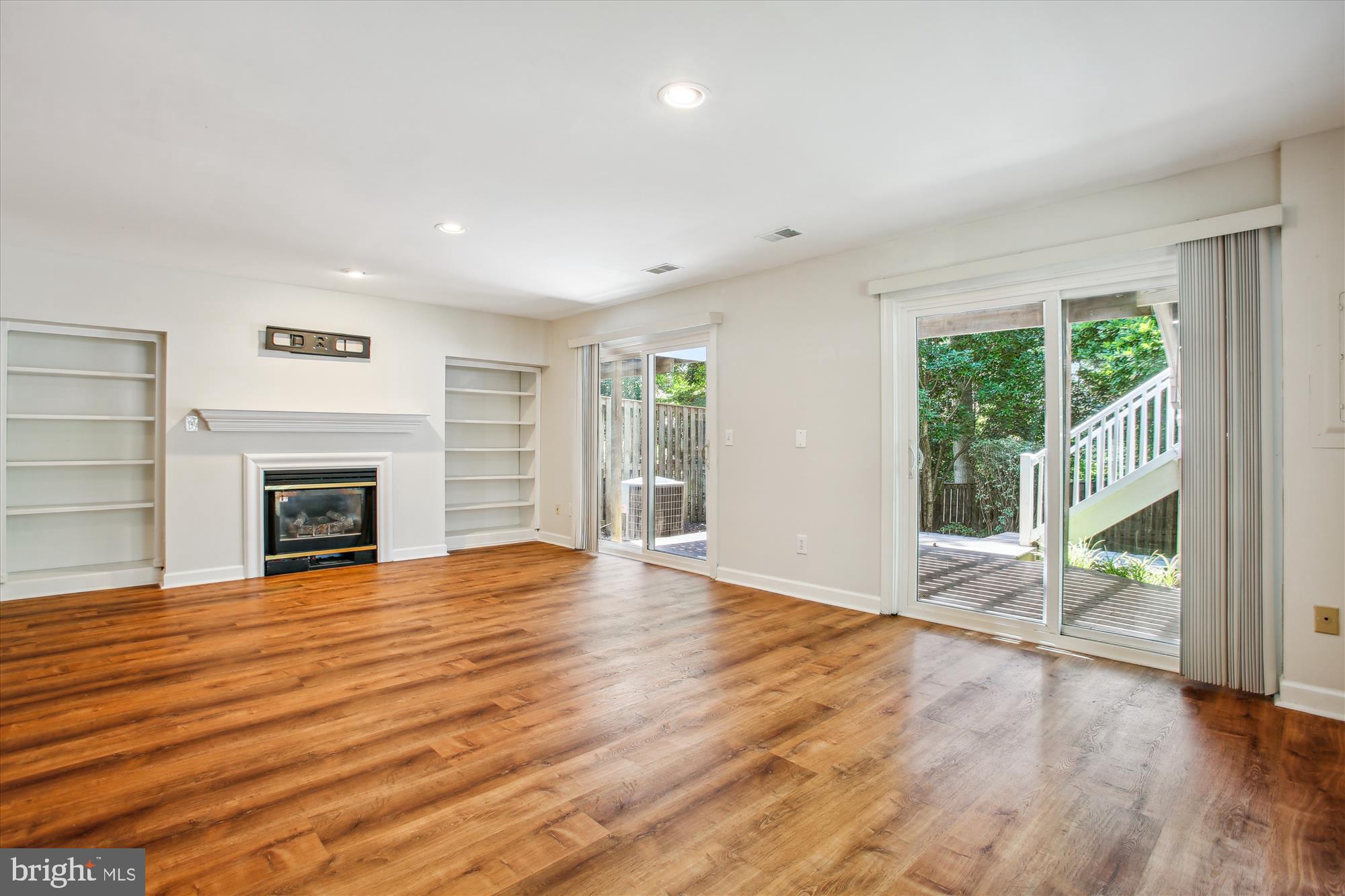 123 ROLAND COURT SW