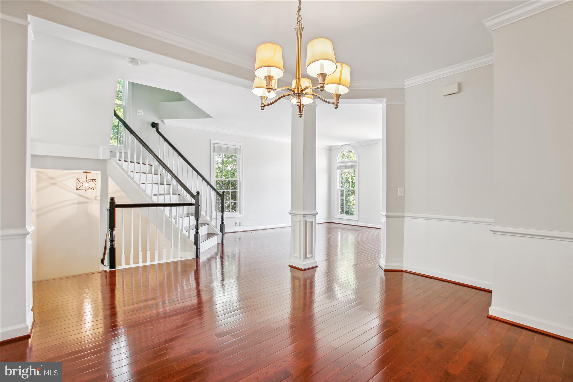 123 ROLAND COURT SW