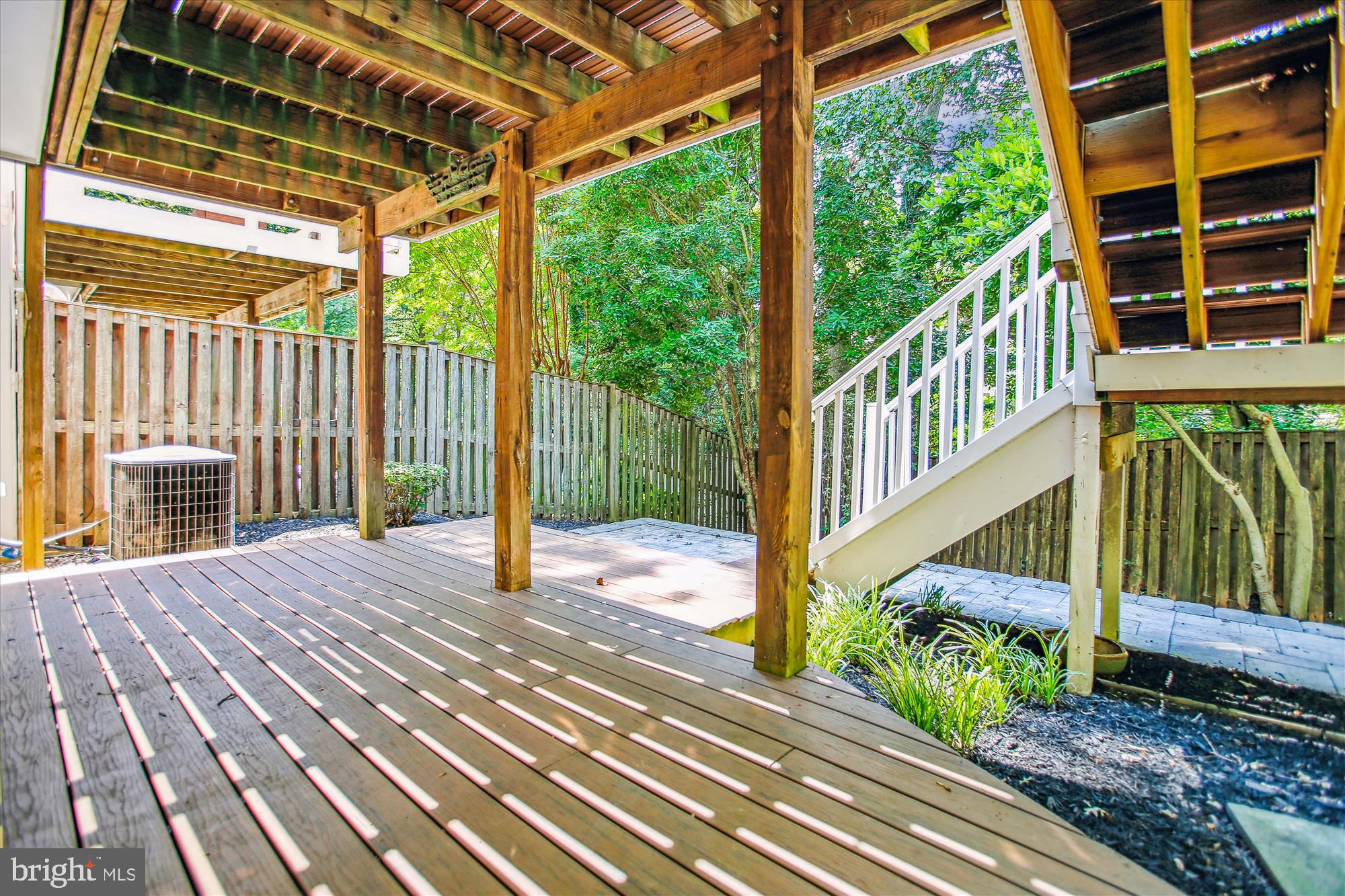 123 ROLAND COURT SW