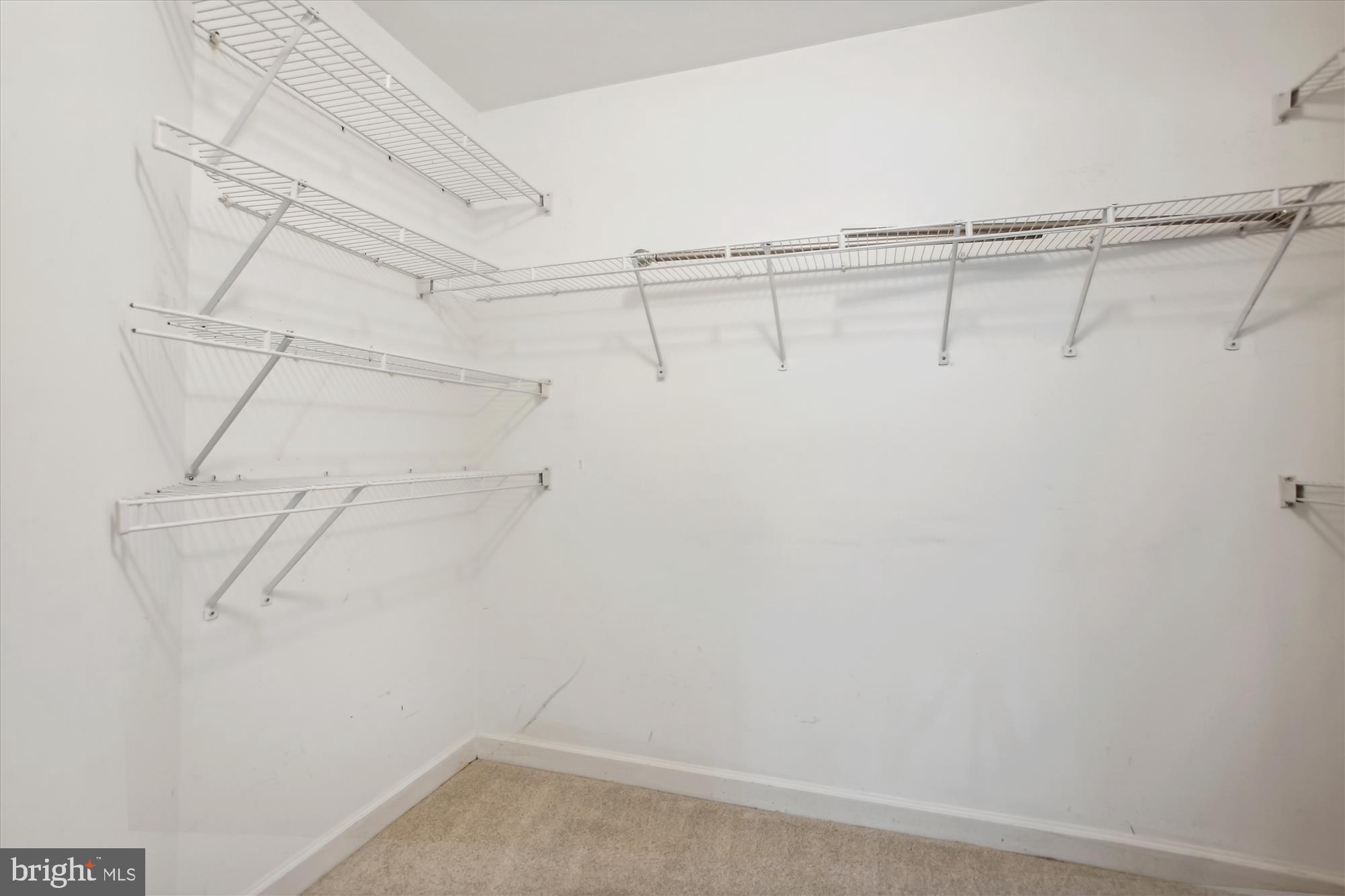 123 ROLAND COURT SW