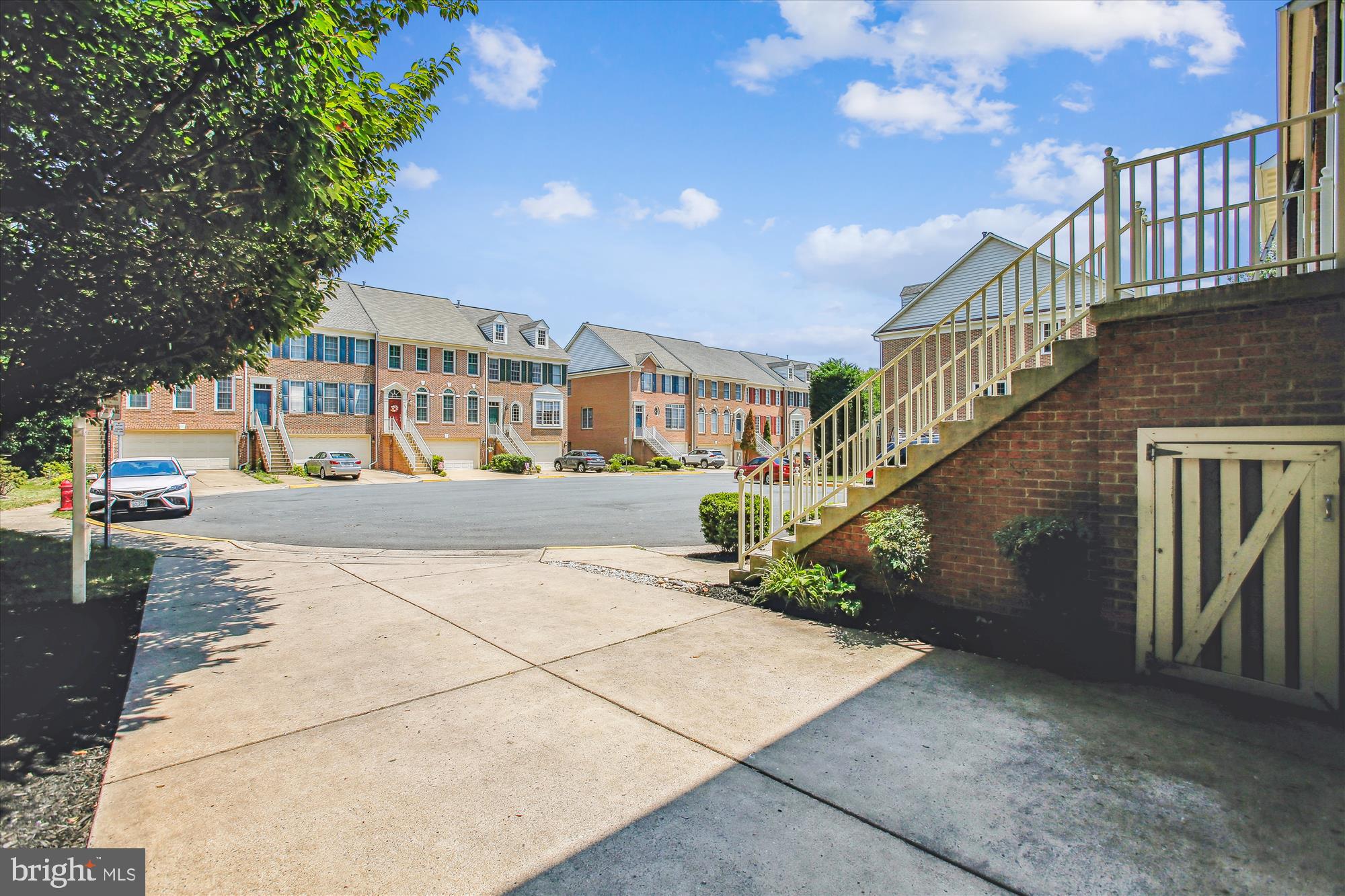 123 ROLAND COURT SW