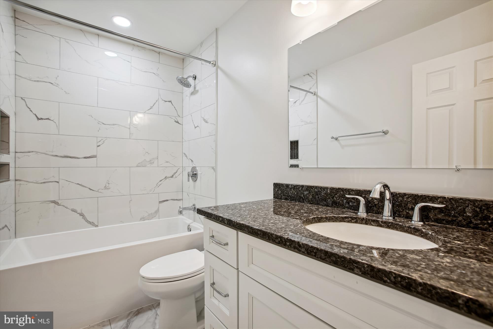 123 ROLAND COURT SW
