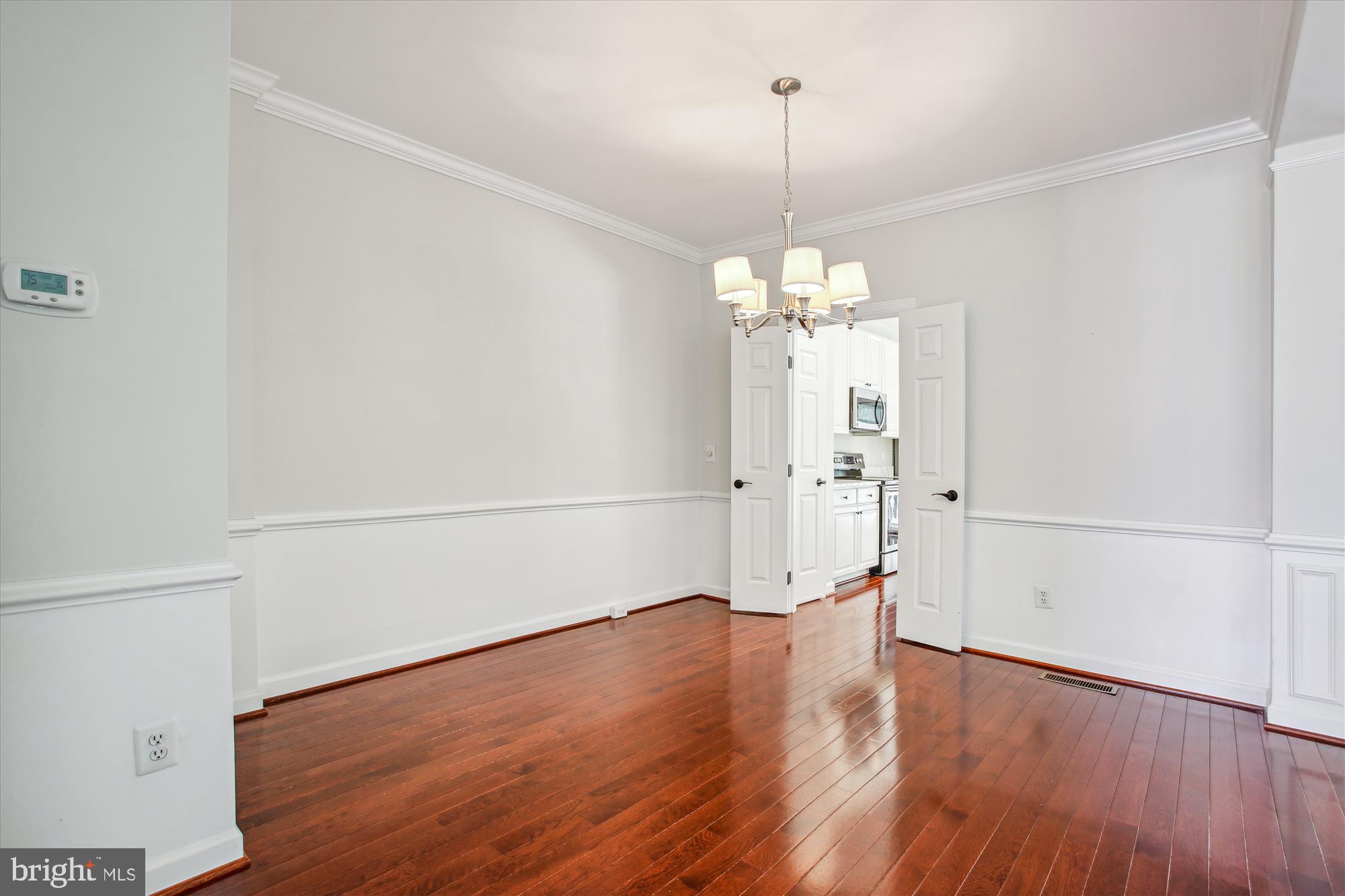 123 ROLAND COURT SW