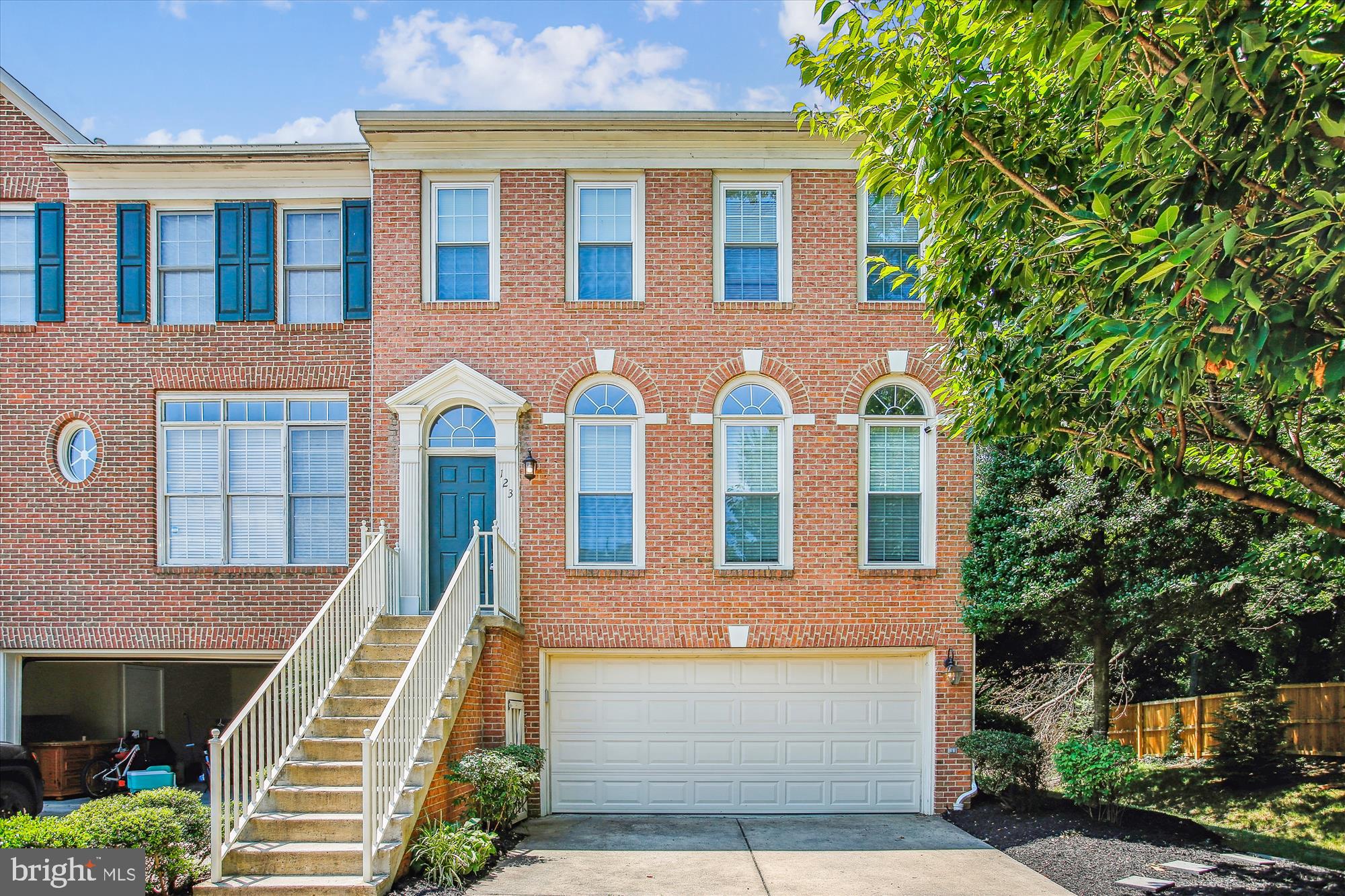 123 ROLAND COURT SW