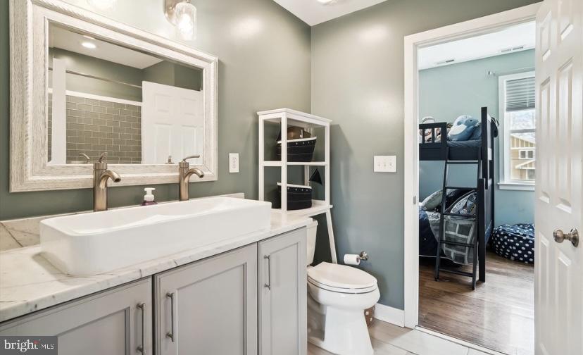 9037 PATTON BOULEVARD