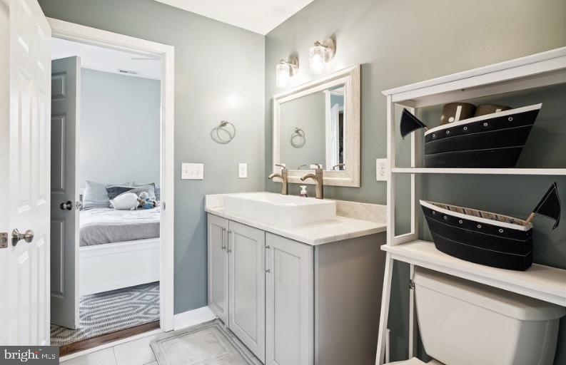 9037 PATTON BOULEVARD