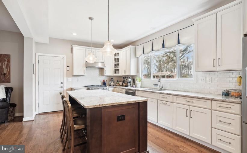 9037 PATTON BOULEVARD