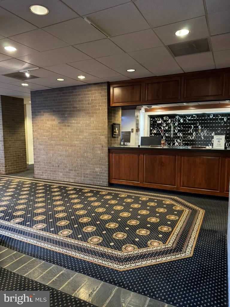 1800 OLD MEADOW 410