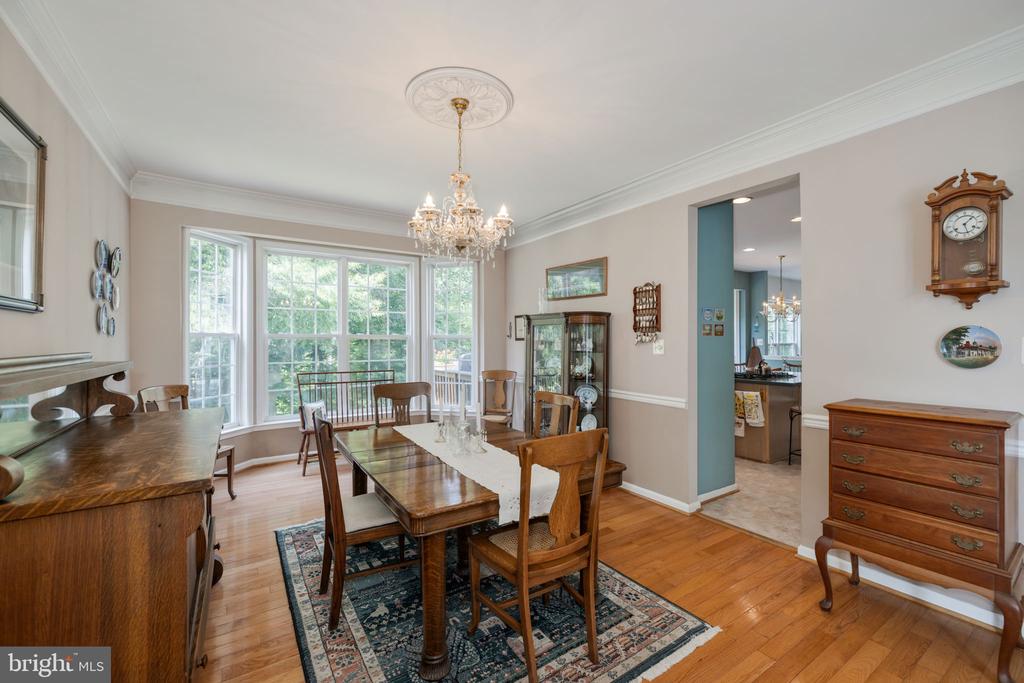 7109 AYERS MEADOW LANE