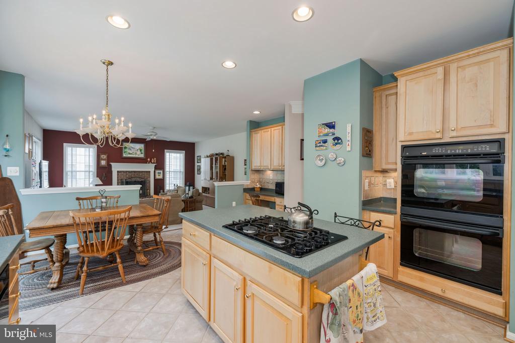 7109 AYERS MEADOW LANE