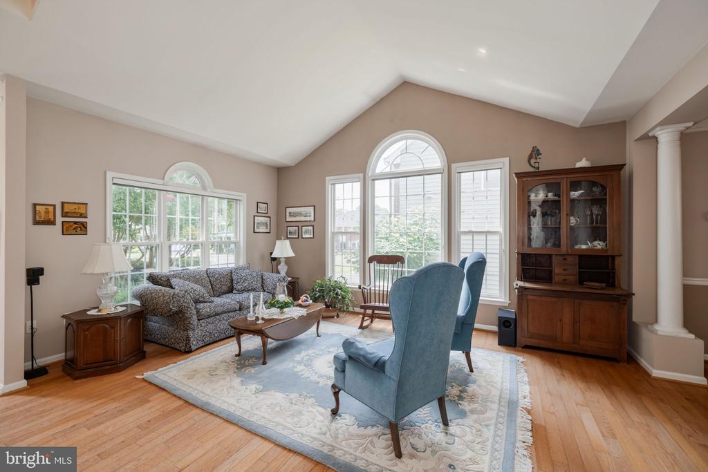 7109 AYERS MEADOW LANE