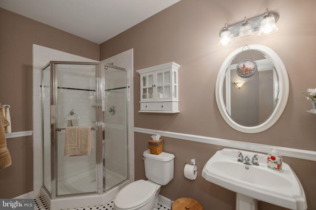 7109 AYERS MEADOW LANE