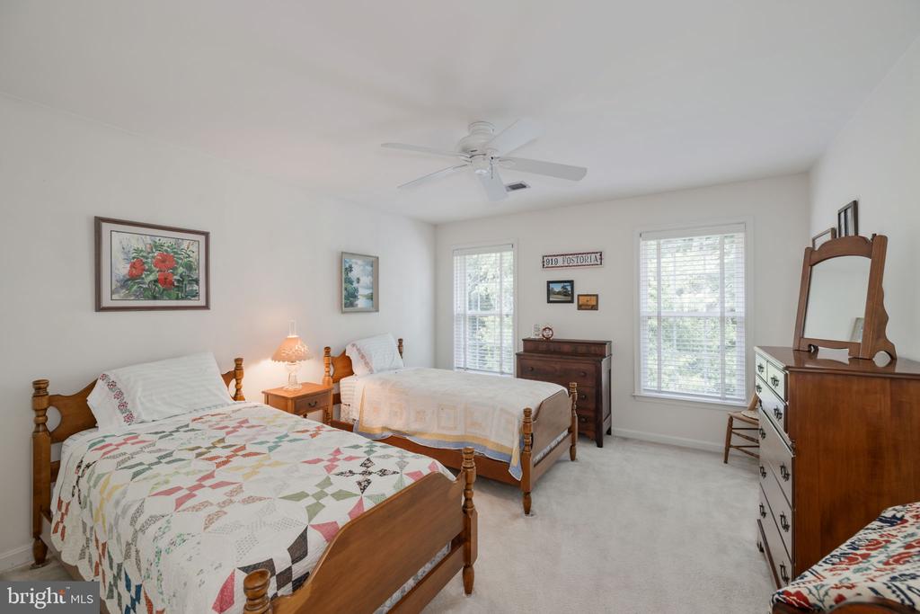 7109 AYERS MEADOW LANE