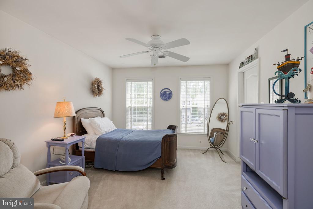 7109 AYERS MEADOW LANE