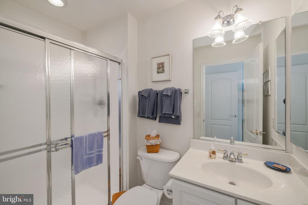 7109 AYERS MEADOW LANE