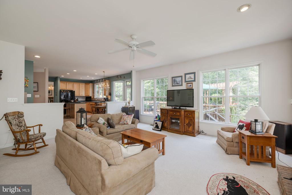 7109 AYERS MEADOW LANE