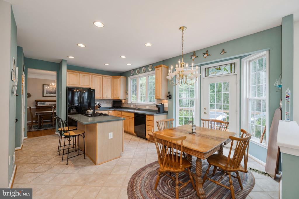 7109 AYERS MEADOW LANE