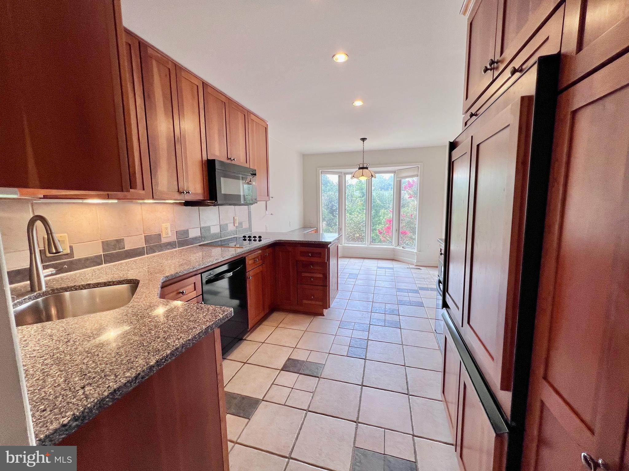 1445 HAMPTON HILL CIRCLE