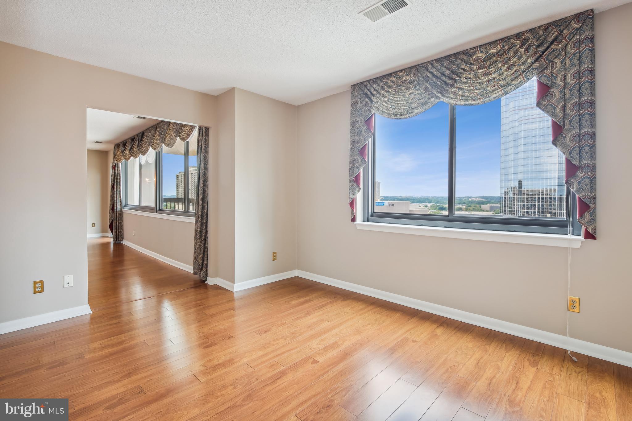 3709 S GEORGE MASON DRIVE 1705