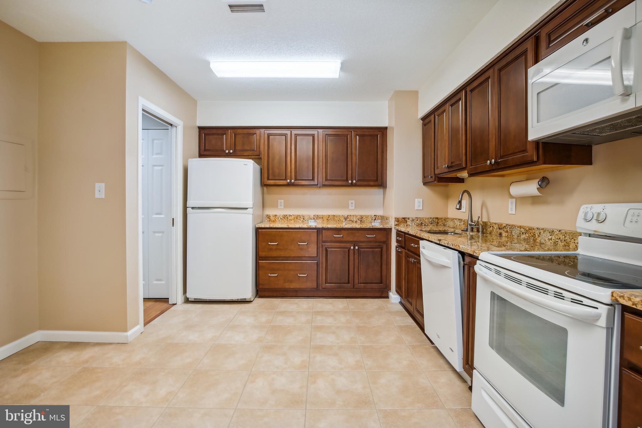 3709 S GEORGE MASON DRIVE 1705