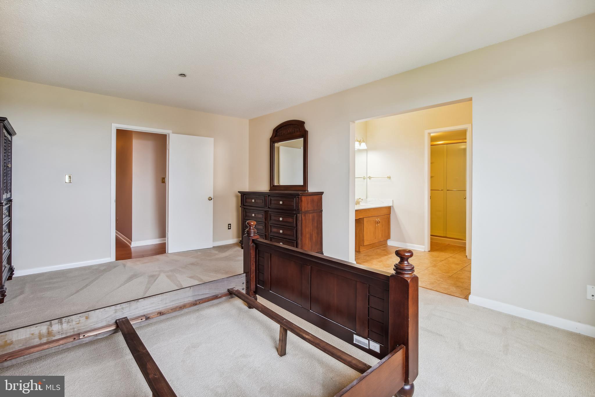 3709 S GEORGE MASON DRIVE 1705