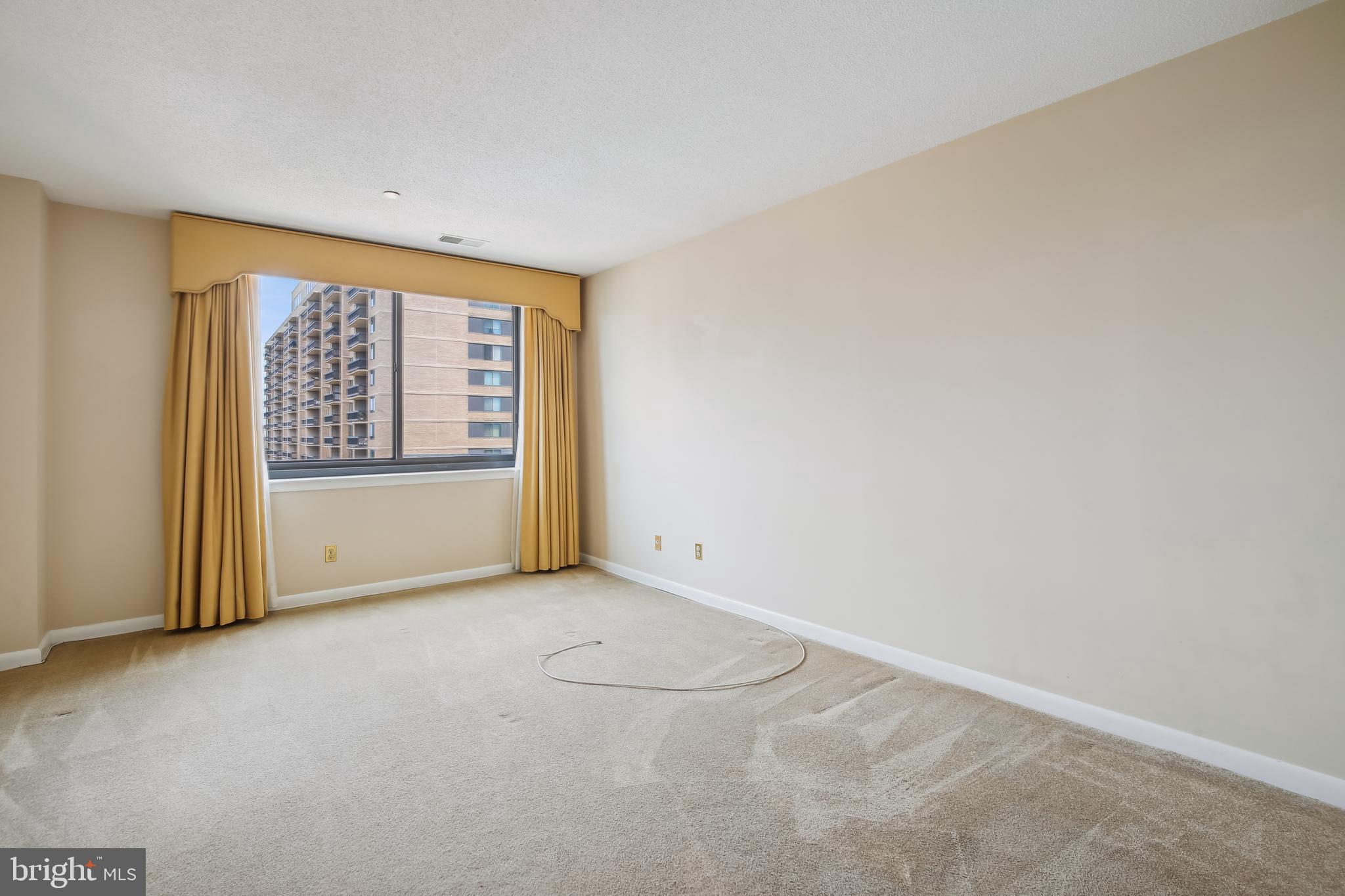 3709 S GEORGE MASON DRIVE 1705